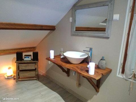 Ecrin D' Amour Suite Romantique Avec Jacuzzi Castels Exteriör bild